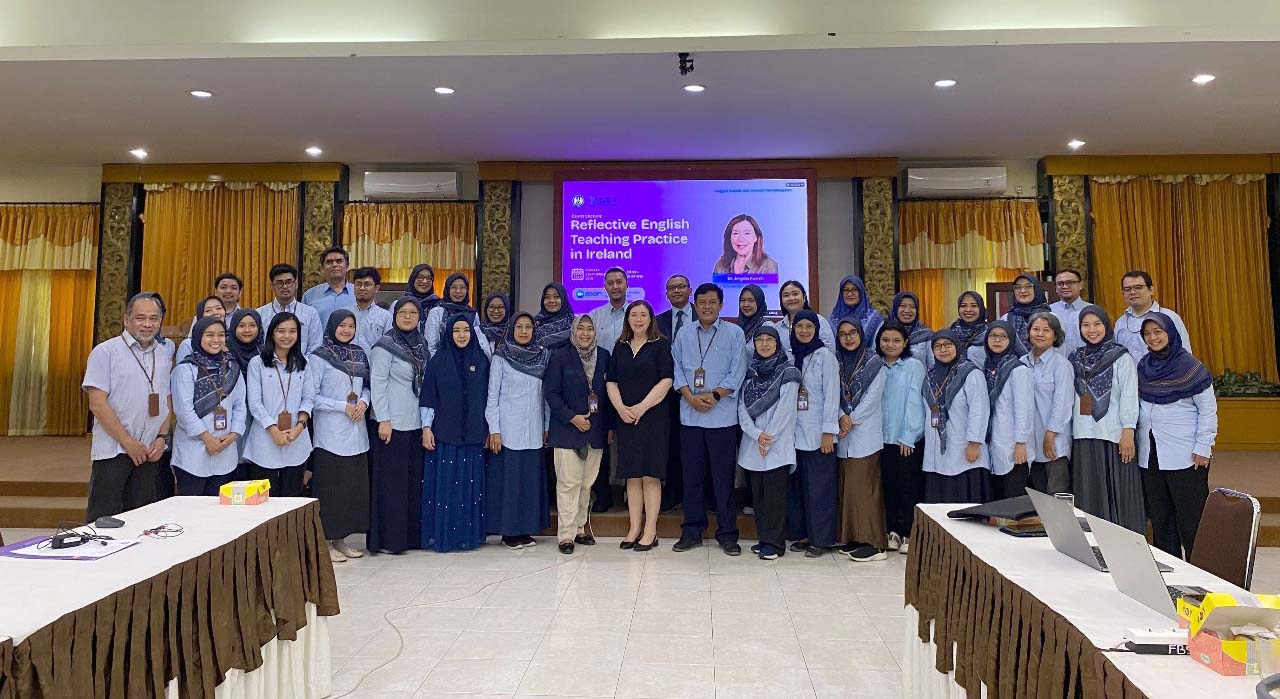 Guest Lecture UNY bersama Dr. Angela Farrell, University of Limerick, Irlandia.